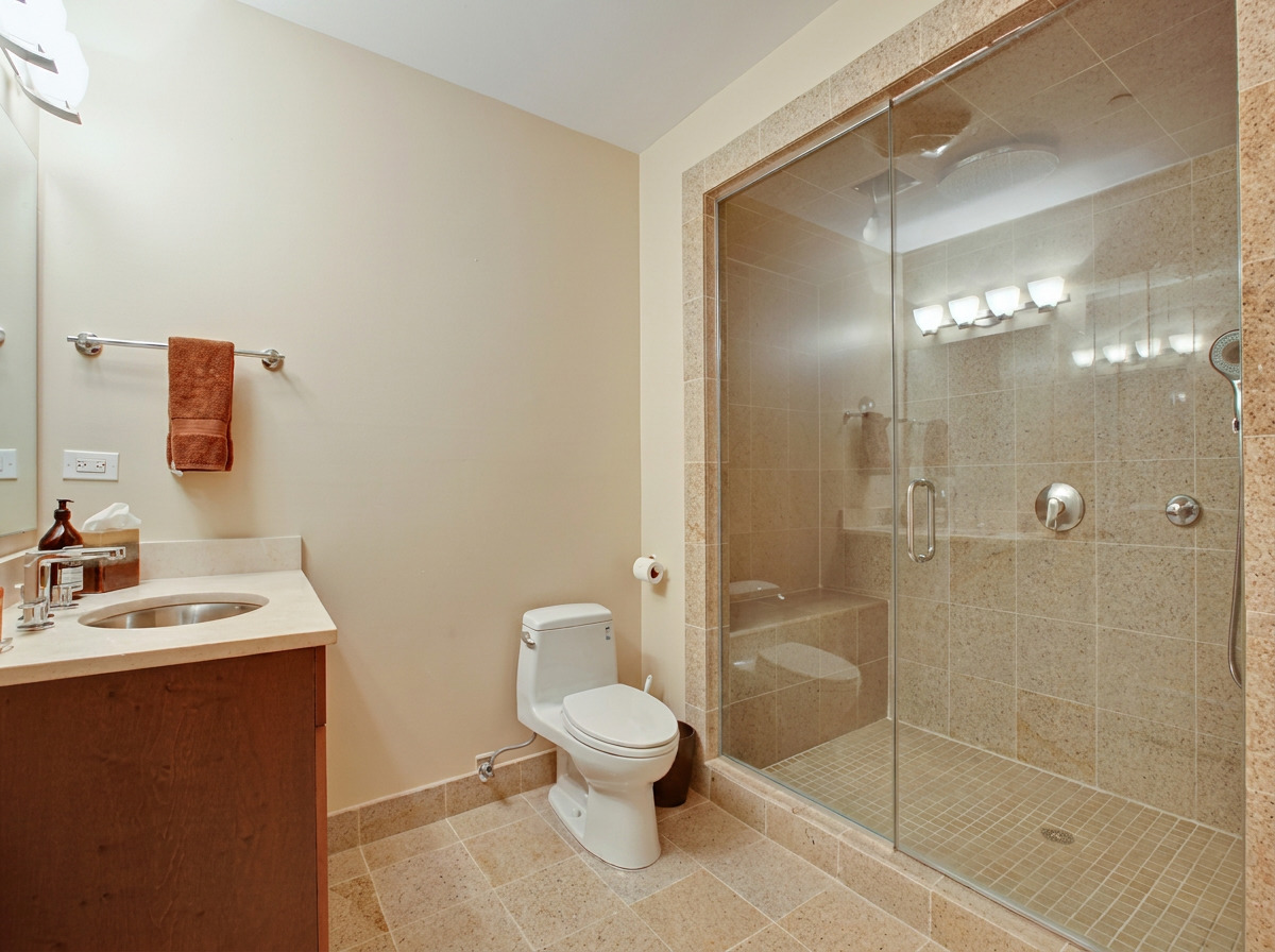 7229 Roxbury Court Property Photo 27