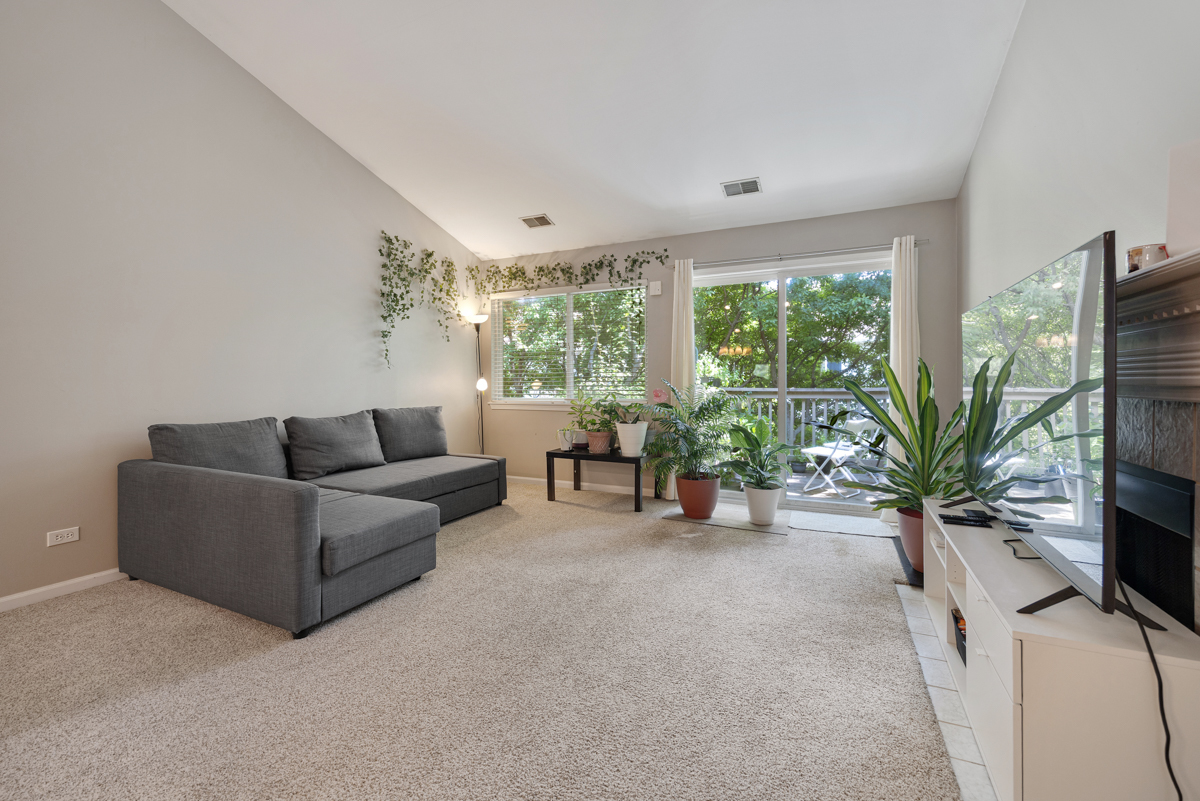 3024 Kentshire Circle Property Photo 7