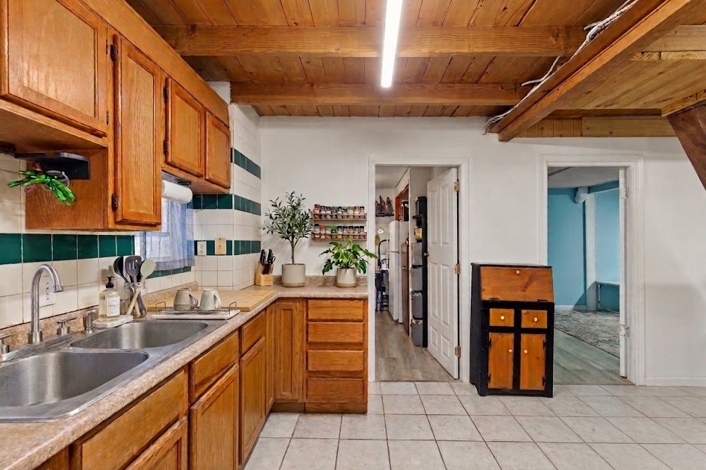 125 Sunnyside Avenue Property Photo 14