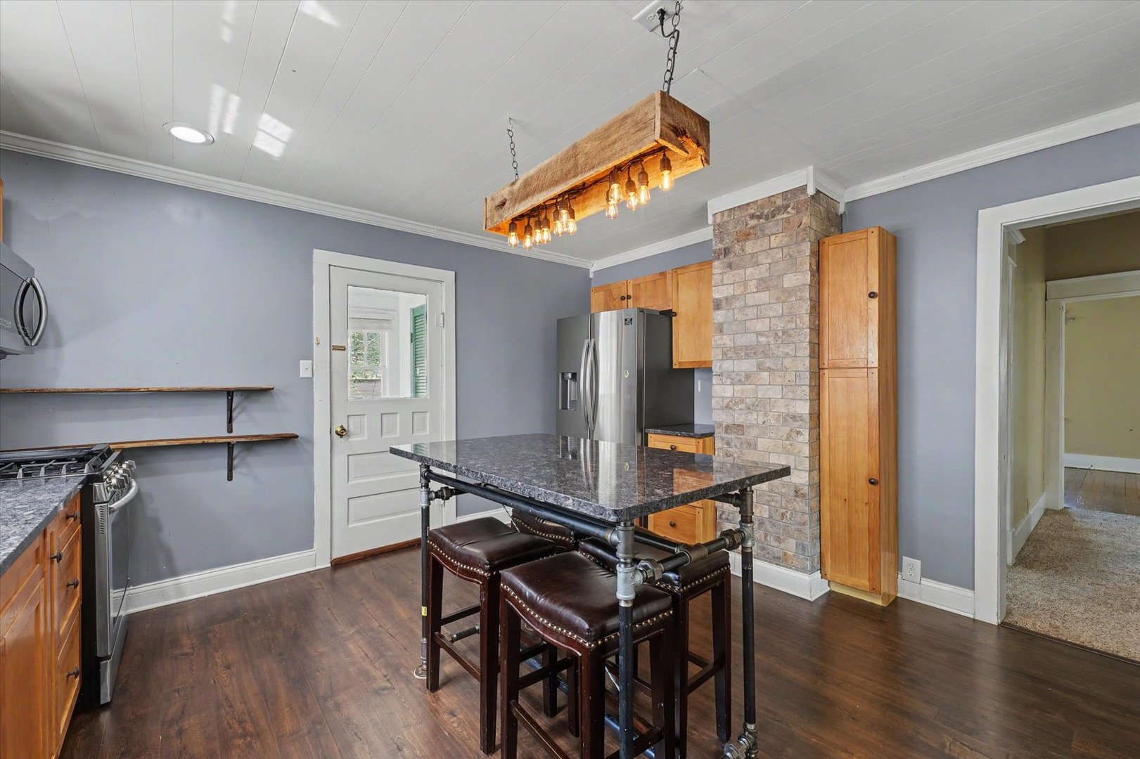 110 S Richman Street Property Photo 13