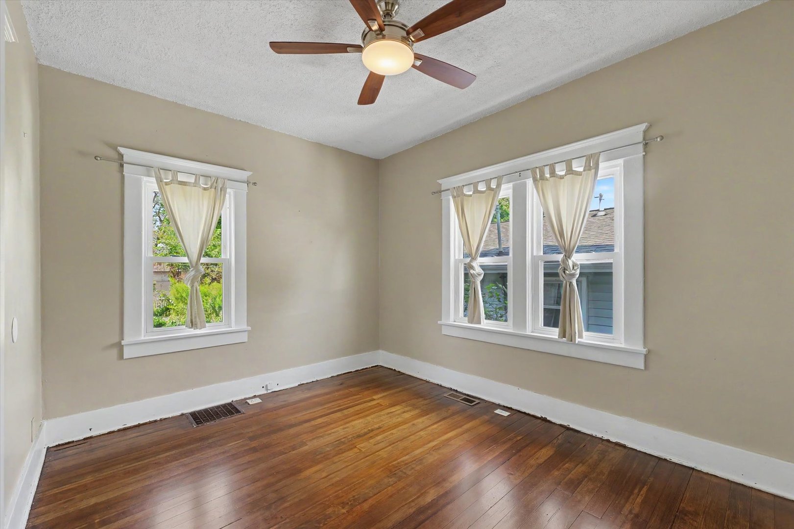 110 S Richman Street Property Photo 19