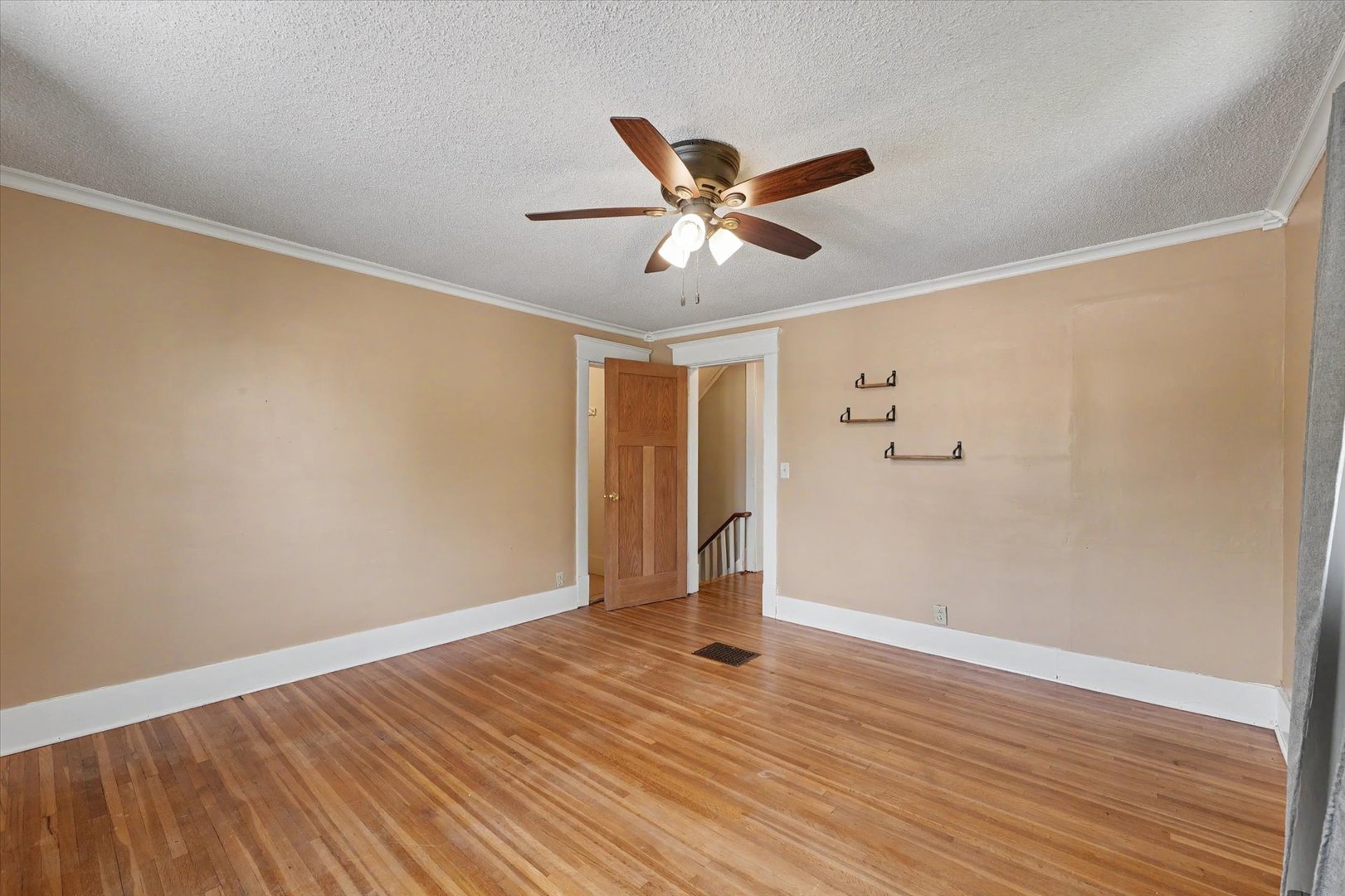 110 S Richman Street Property Photo 25