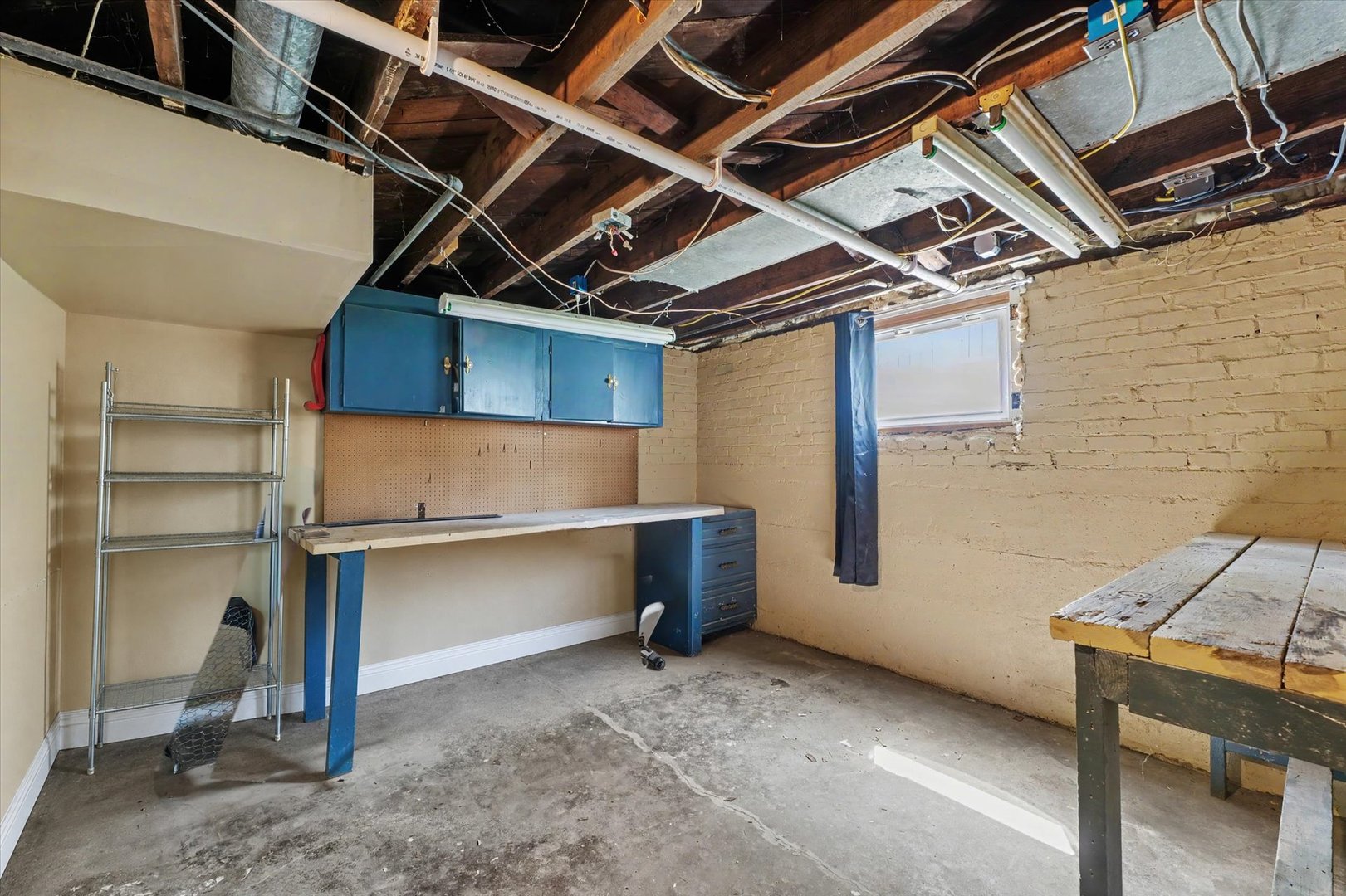110 S Richman Street Property Photo 33