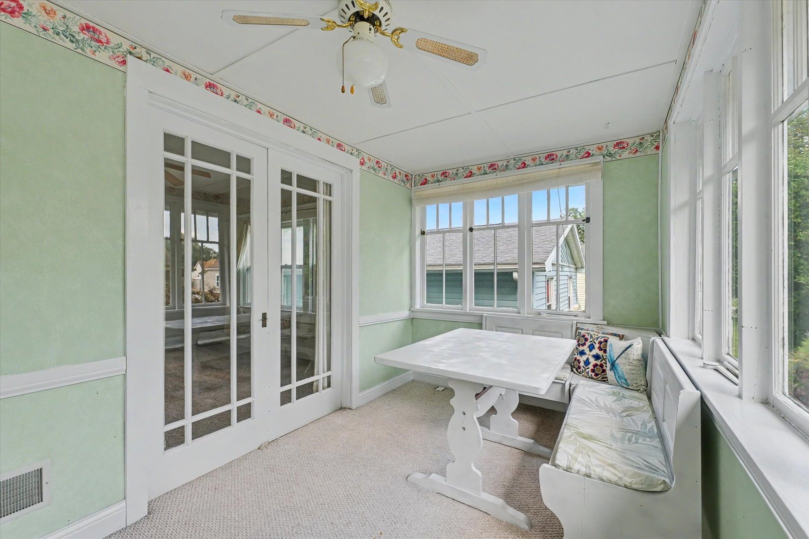 110 S Richman Street Property Photo 38