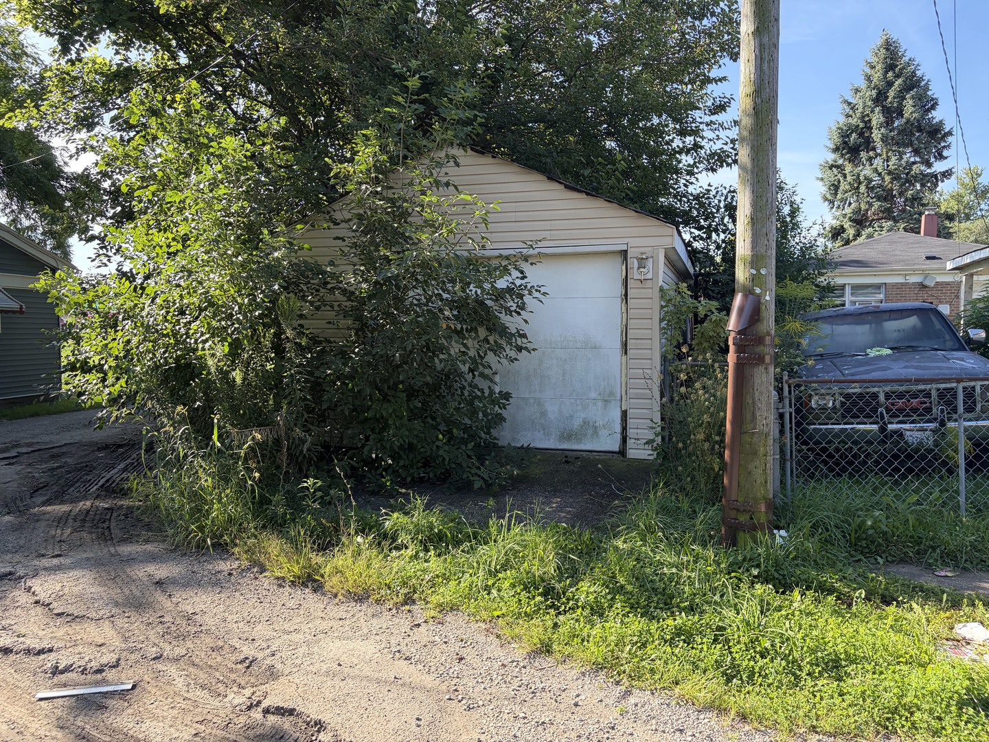 307 149th Place Property Photo 3