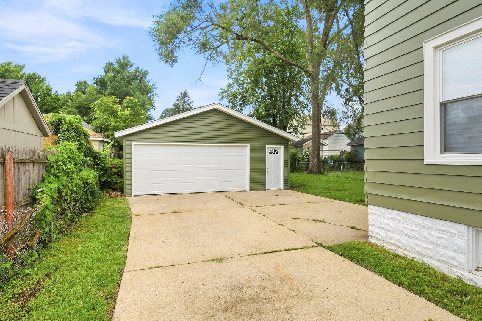 223 Bevier Place Property Photo 8