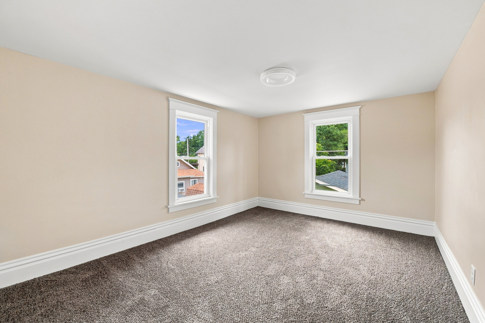 223 Bevier Place Property Photo 22