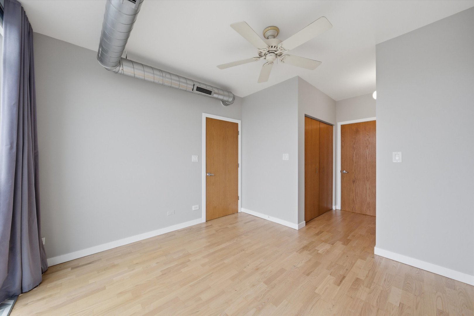 1610 W Fullerton Avenue 403 Property Photo 13
