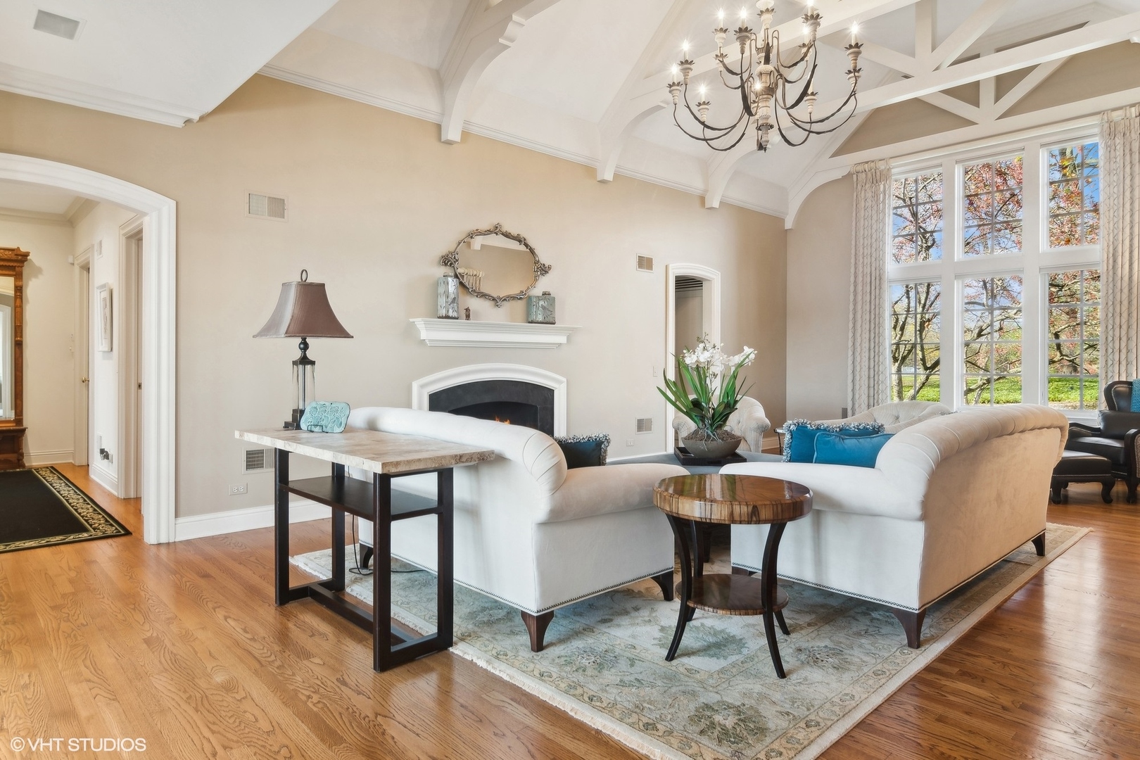 65 Round Barn Road Property Photo 11