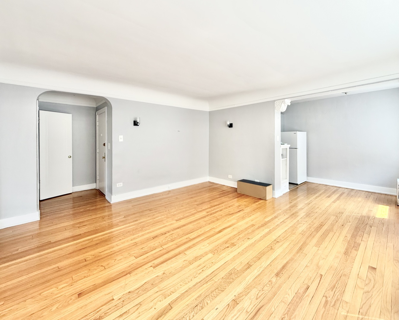 2801 W Lunt Avenue H3 Property Photo 3