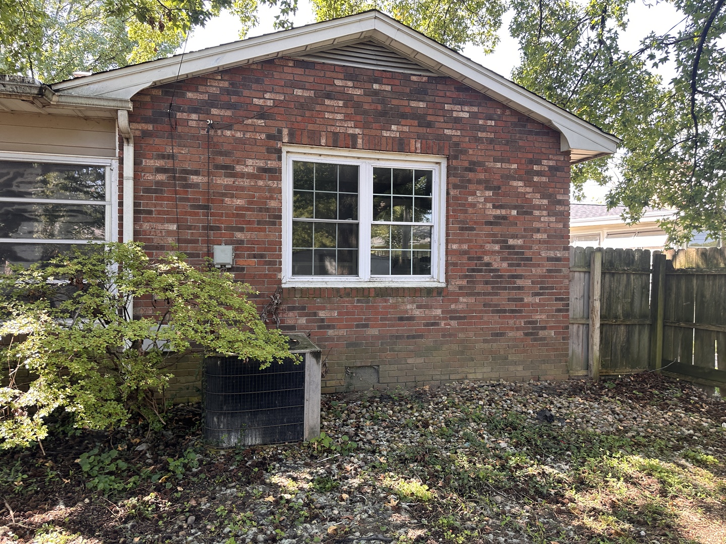 1504 W Malden Street Property Photo 6