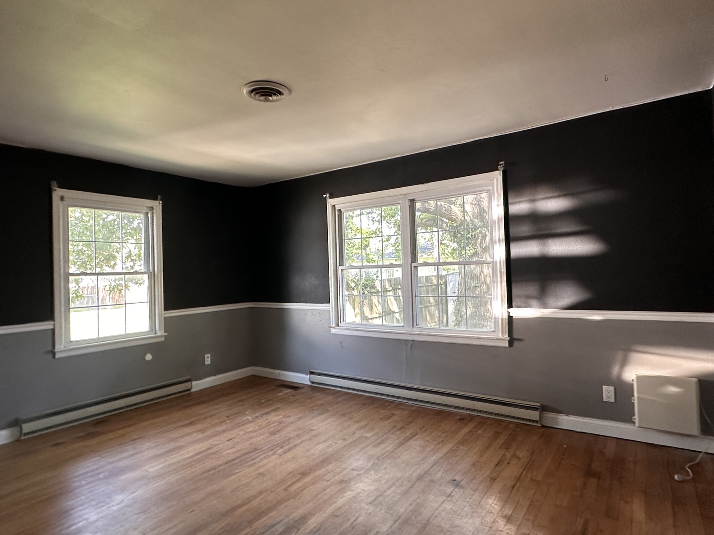 1504 W Malden Street Property Photo 15