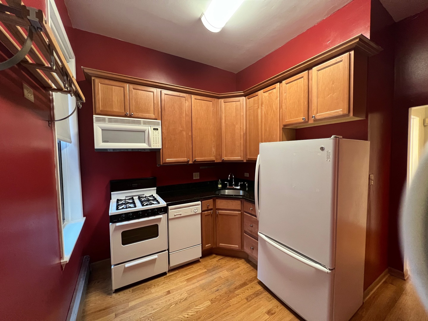 452 W St James Place 2 Property Photo 2