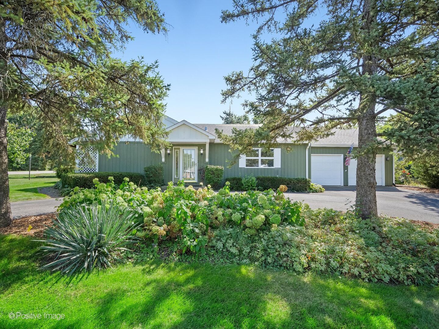 5428 Laurel Avenue Property Photo 1