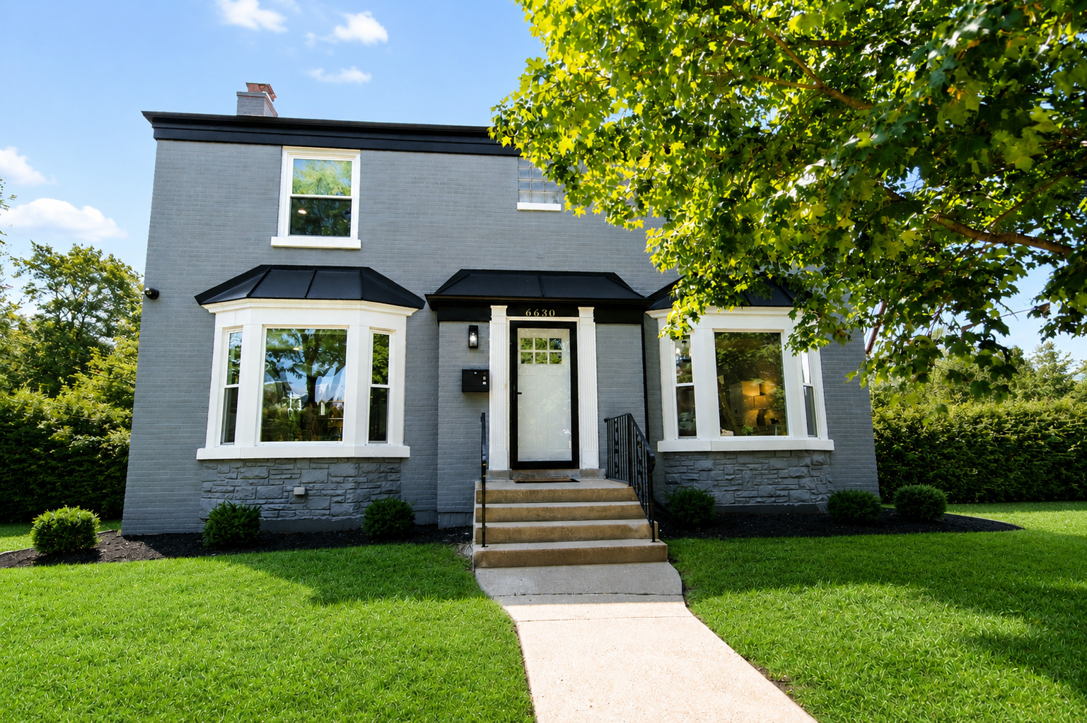 6630 N Trumbull Avenue Property Photo 1