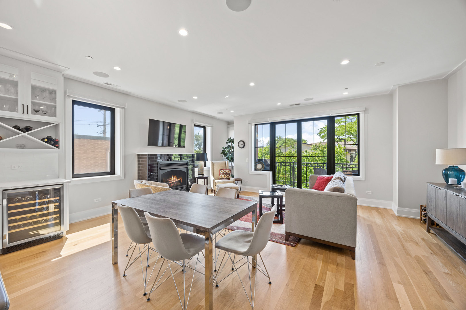 1024 Washington Boulevard 301 Property Photo 6