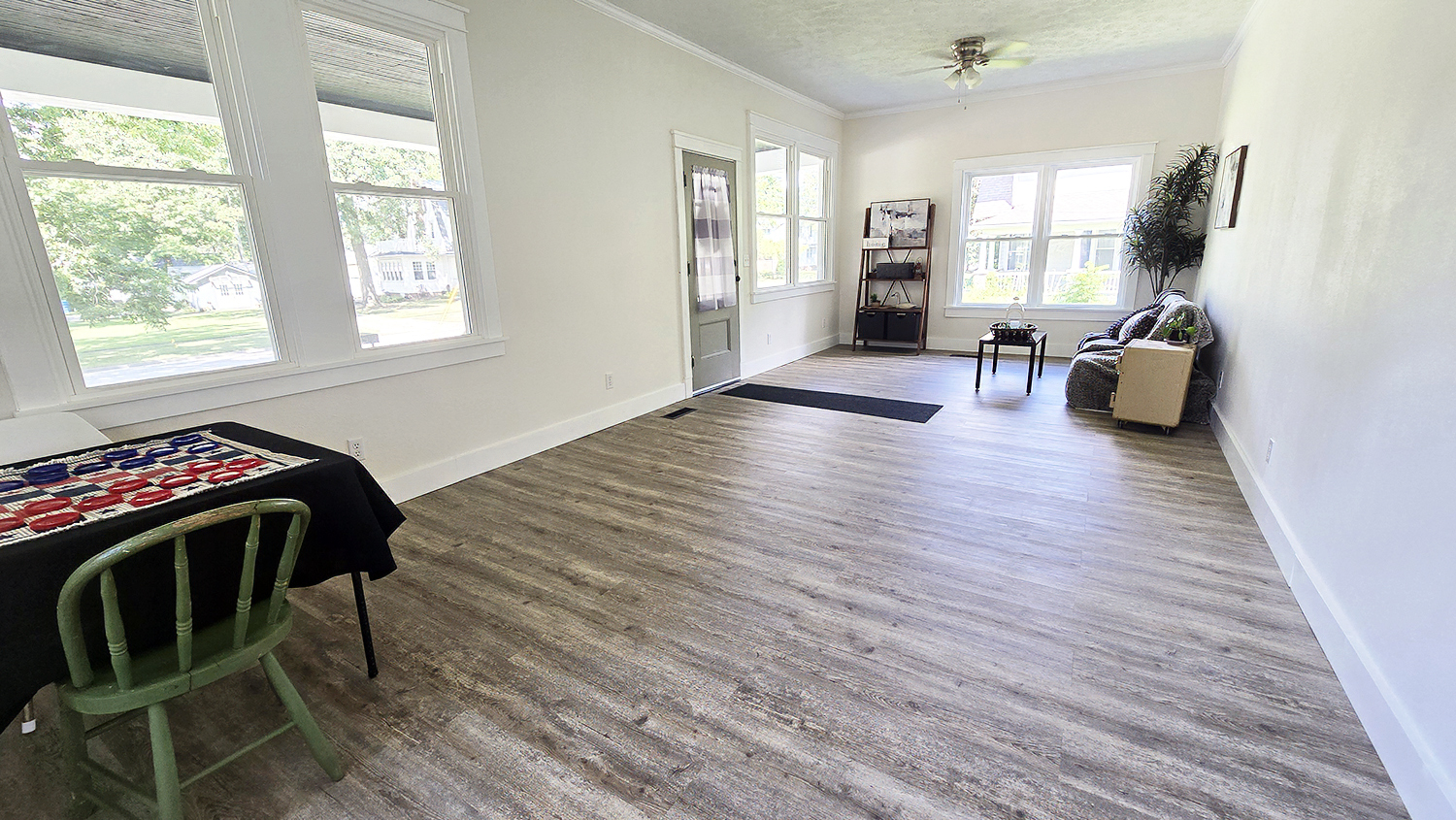 433 S Lincoln Boulevard Property Photo 13