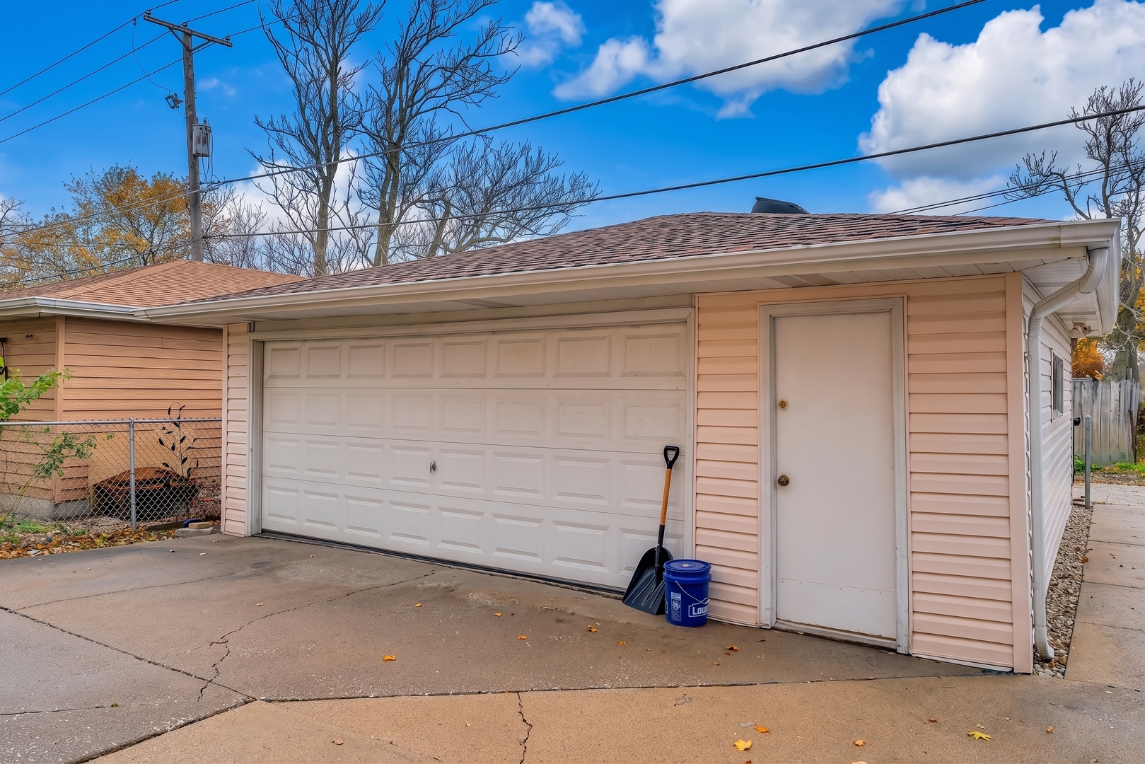 6048 W 79th Street Property Photo 15