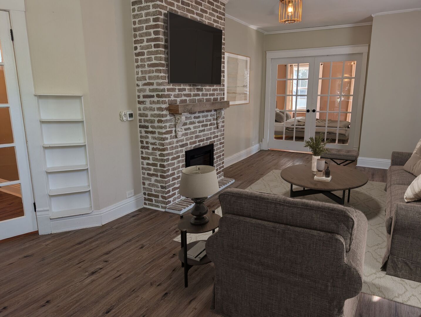 419 S Saxby Avenue Property Photo 2