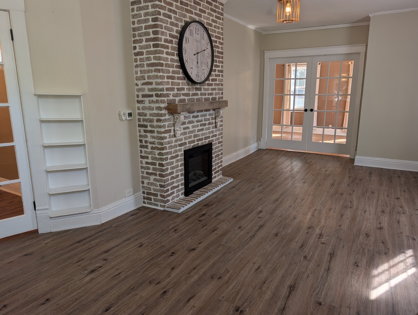 419 S Saxby Avenue Property Photo 3