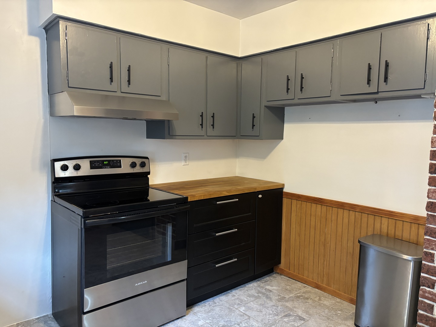 419 S Saxby Avenue Property Photo 21