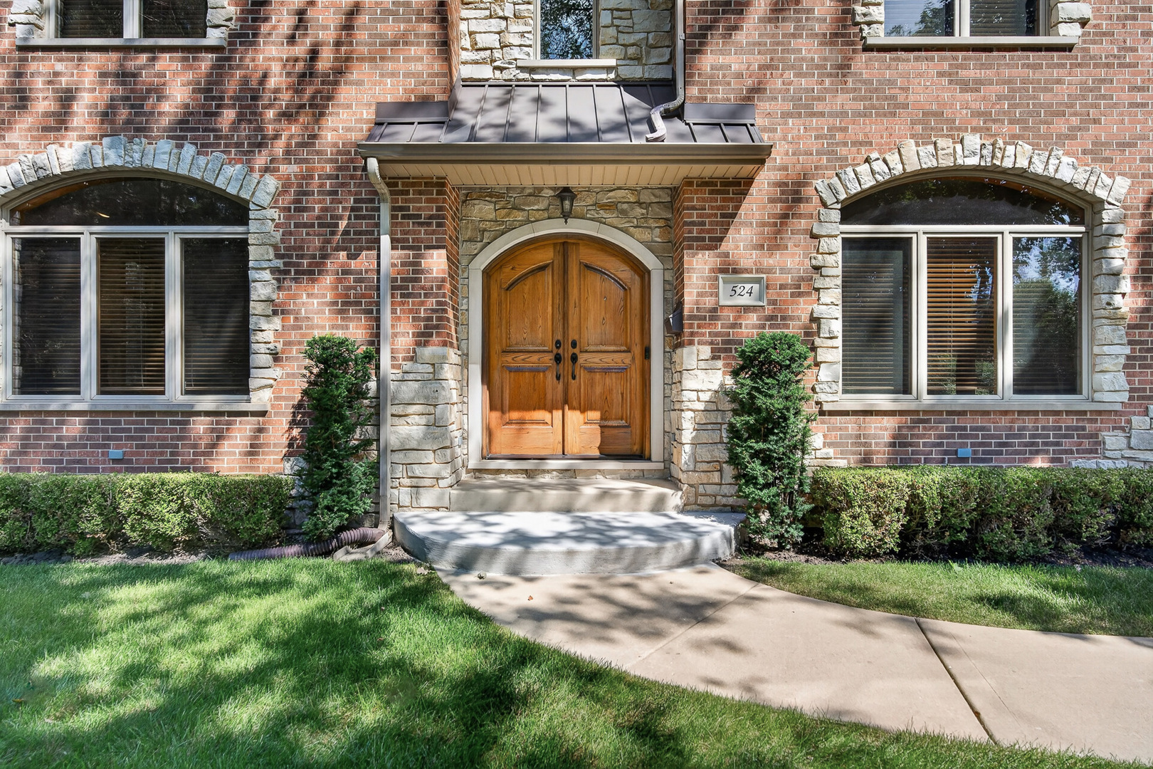 524 E Washington Avenue Property Photo 4