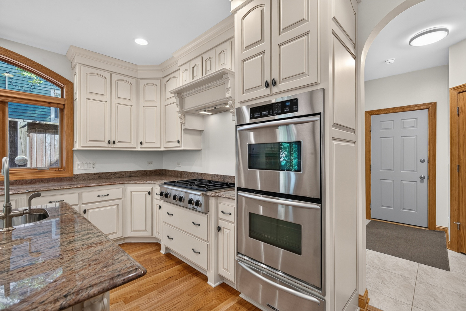 524 E Washington Avenue Property Photo 16