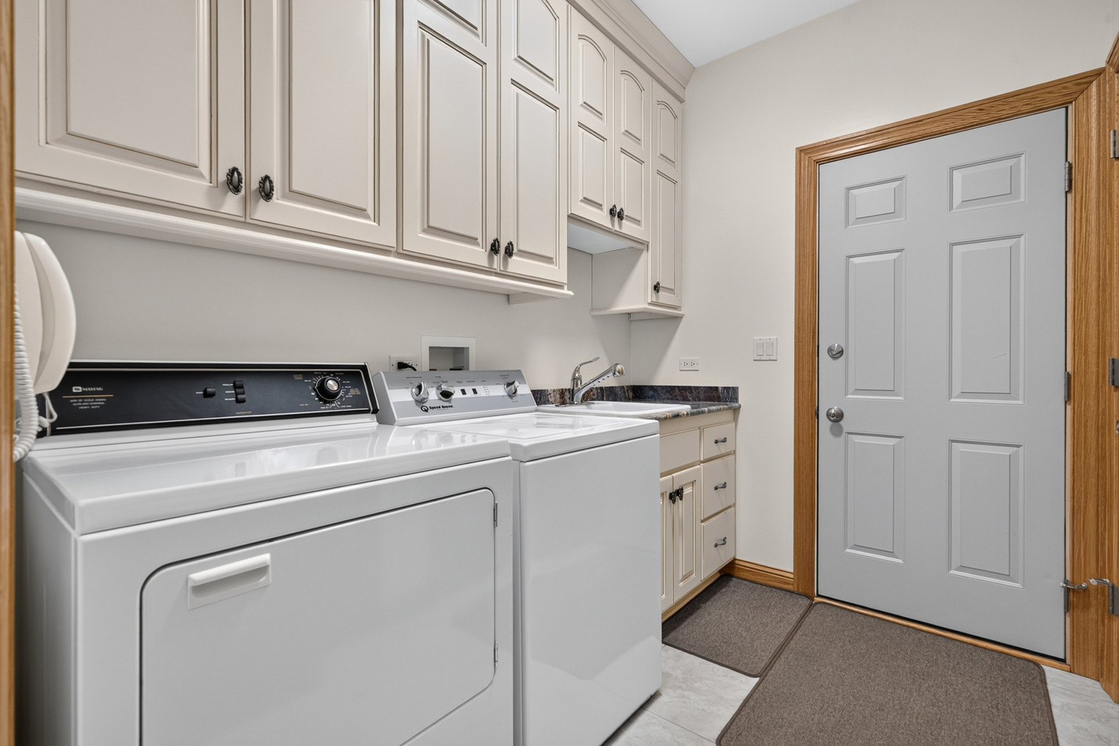 524 E Washington Avenue Property Photo 21