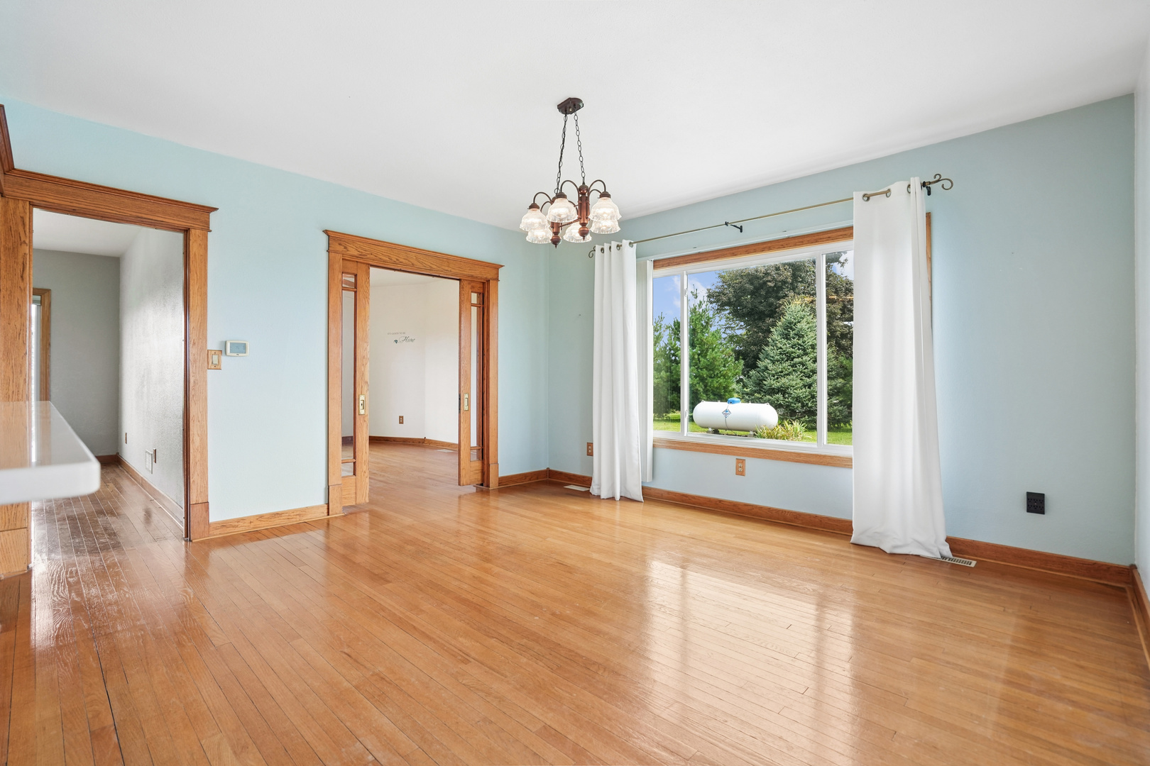 219 Vermont Avenue Property Photo 7