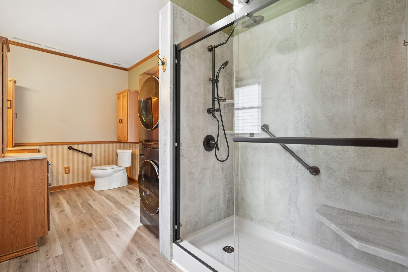 219 Vermont Avenue Property Photo 23