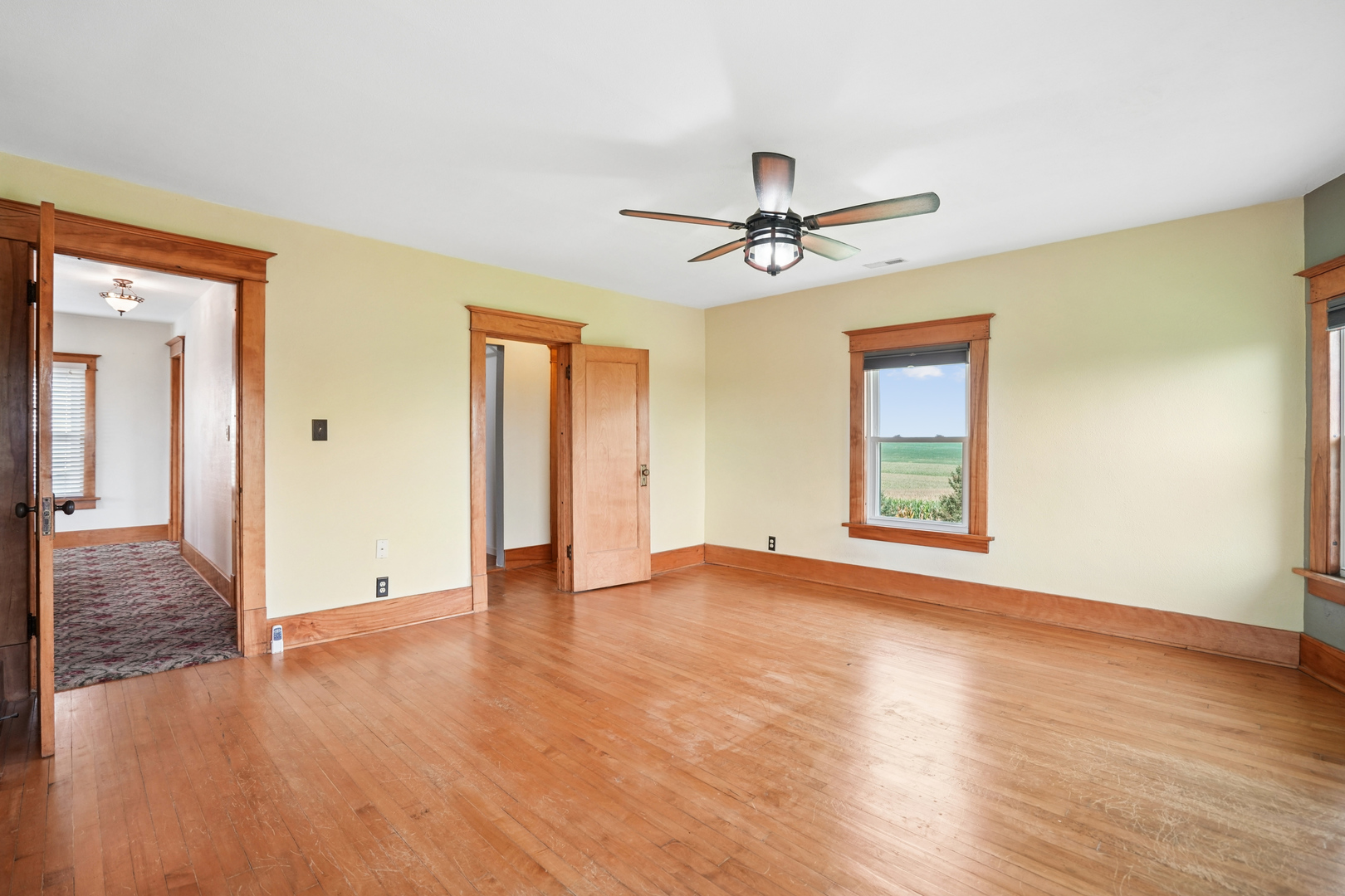 219 Vermont Avenue Property Photo 32