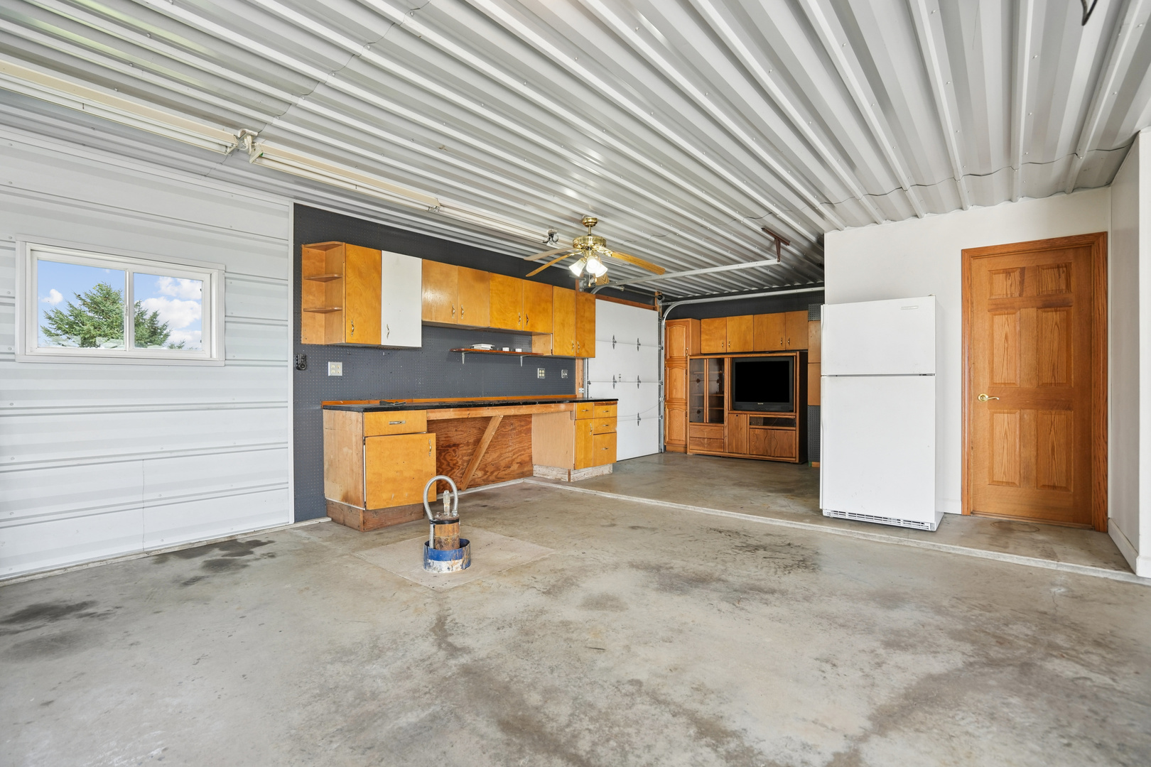 219 Vermont Avenue Property Photo 38