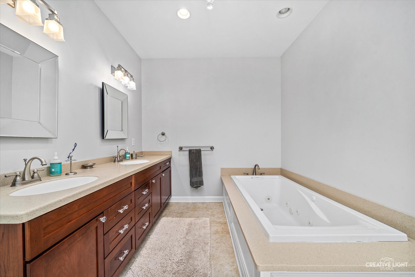 808 Mckinley Avenue Property Photo 21