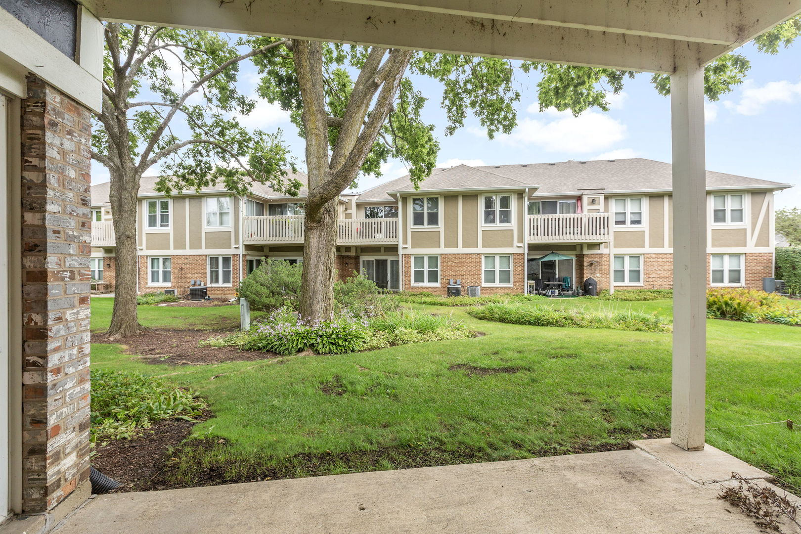 1255 Regency Court 1255 Property Photo 27