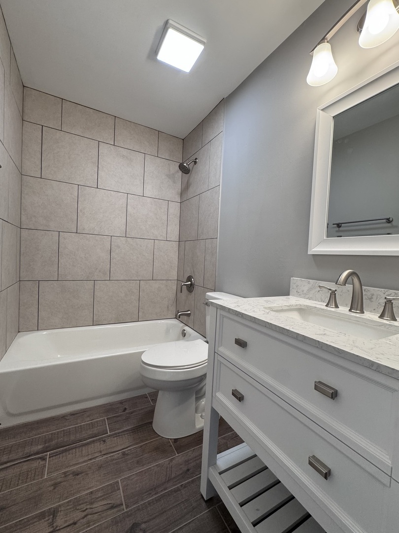 2059 Robert Street Property Photo 7