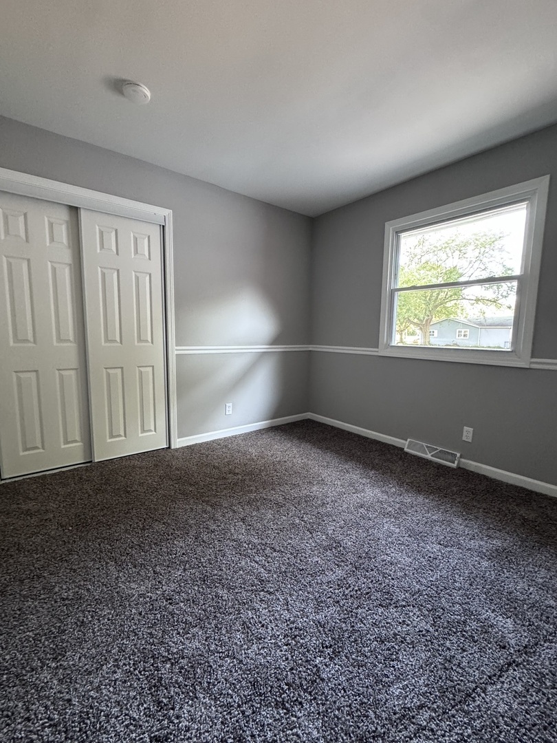 2059 Robert Street Property Photo 9