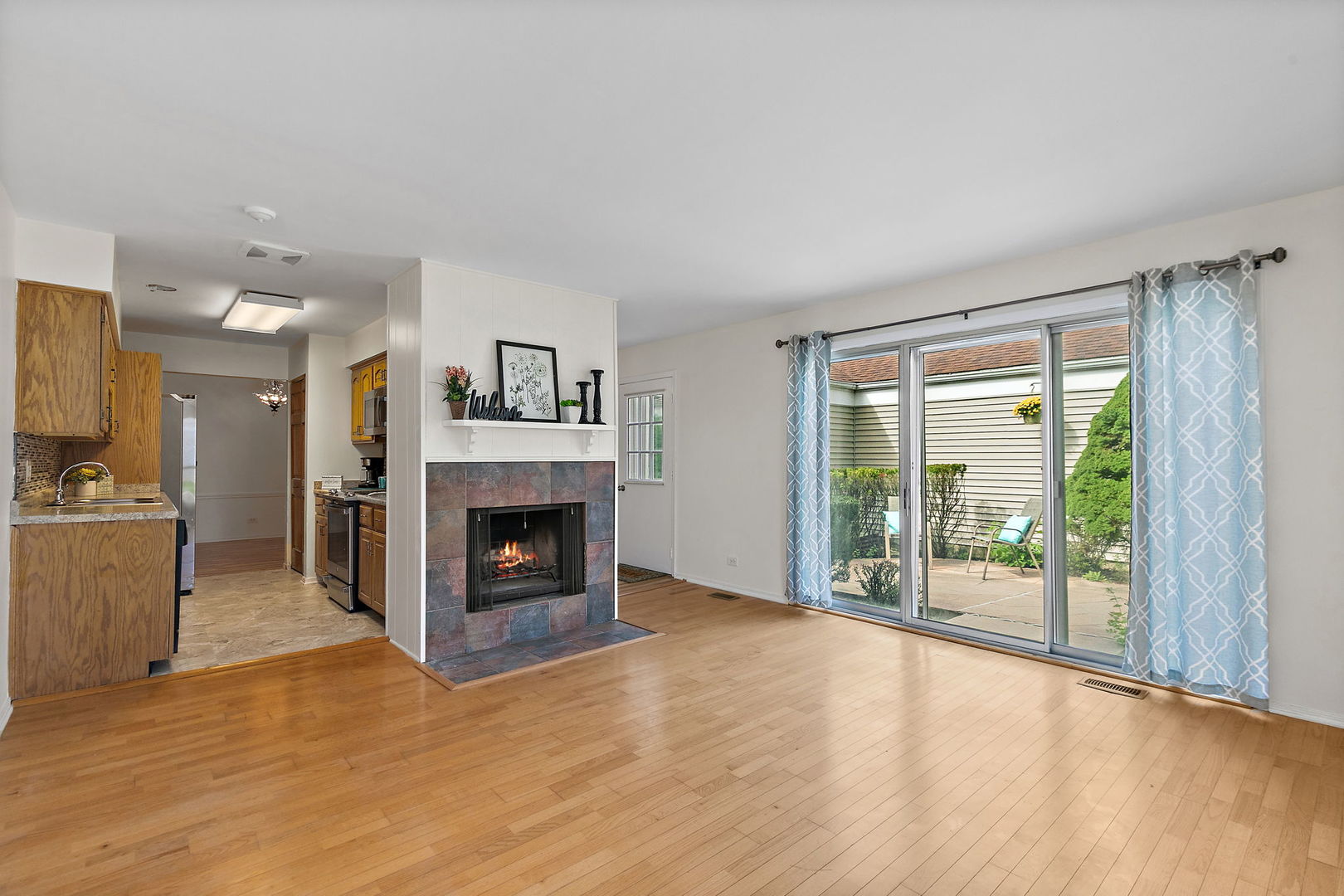 954 Dartmouth Drive Property Photo 12