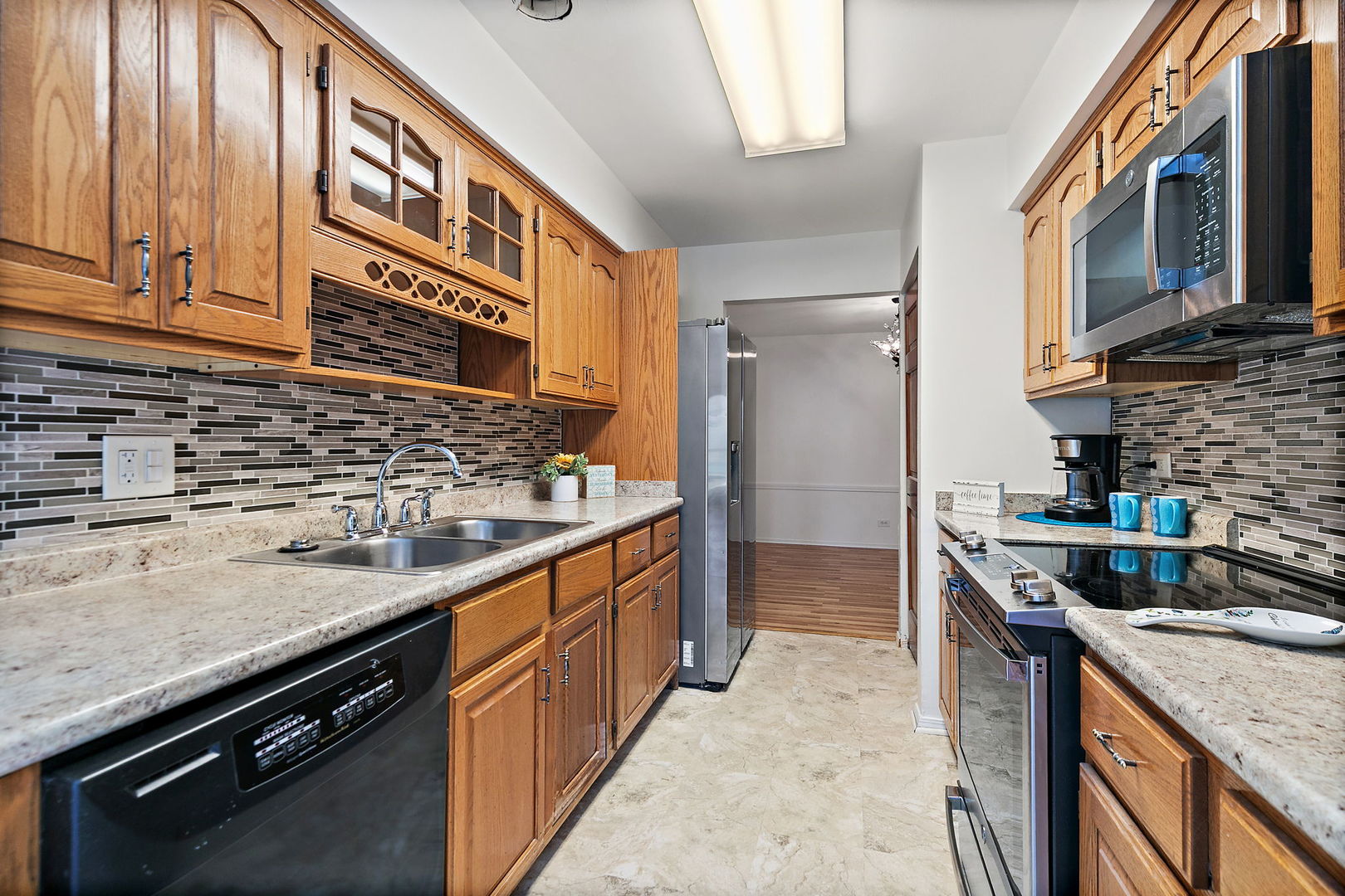 954 Dartmouth Drive Property Photo 17