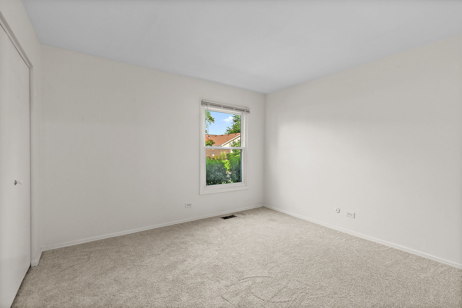 954 Dartmouth Drive Property Photo 20