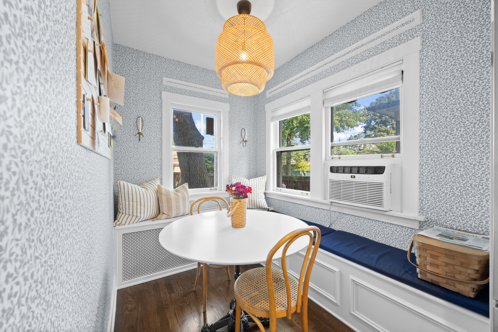 843 N Oak Park Avenue Property Photo 15