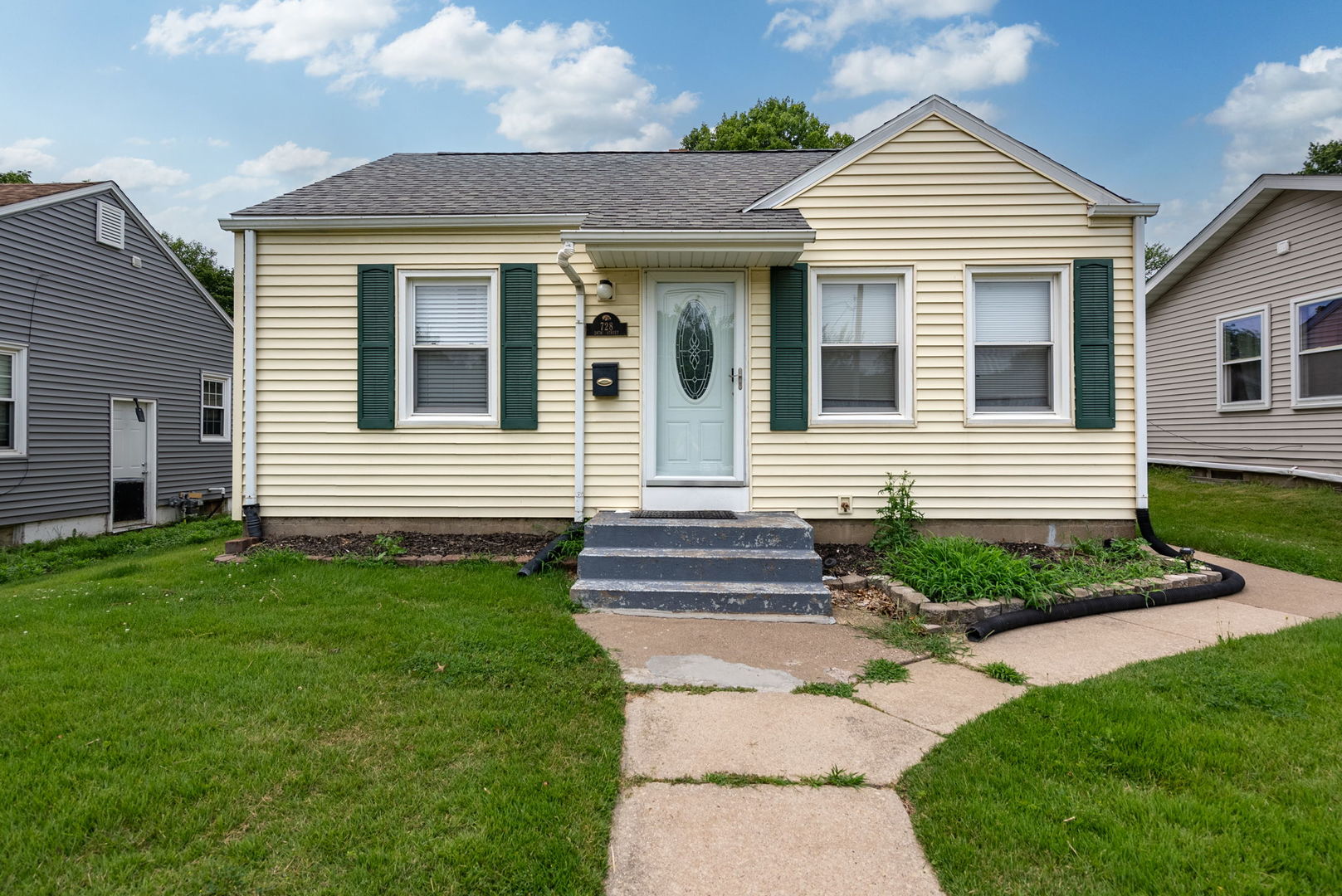 728 24th Street Property Photo 1