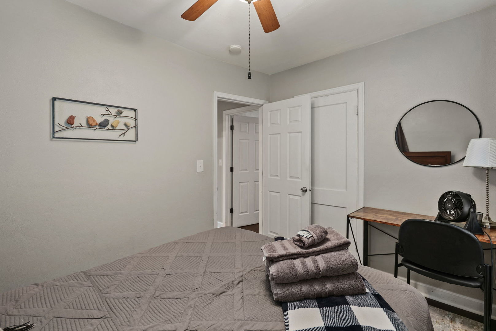728 24th Street Property Photo 11