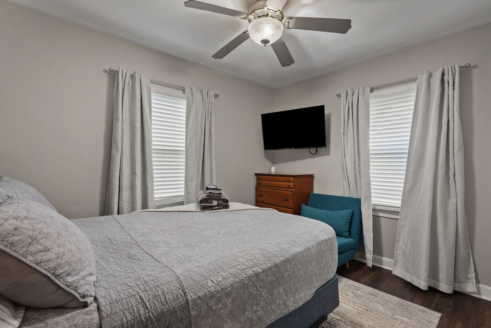 728 24th Street Property Photo 13