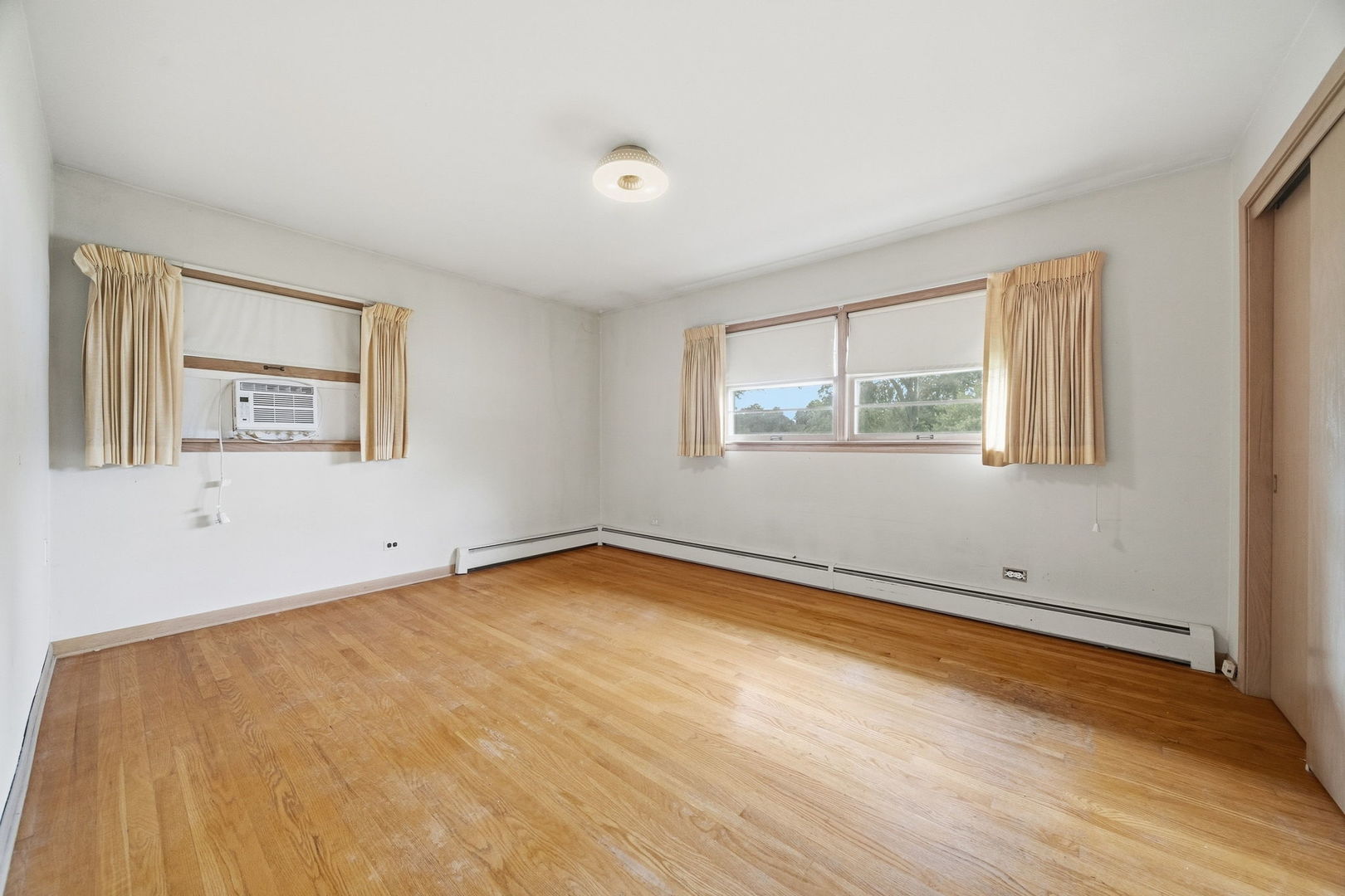 6138 W 127th Place Property Photo 8