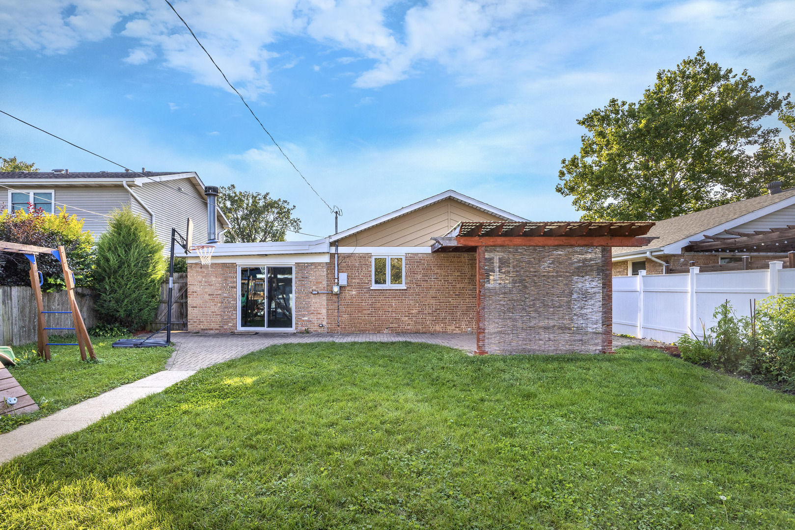 11009 S Mansfield Avenue Property Photo 24