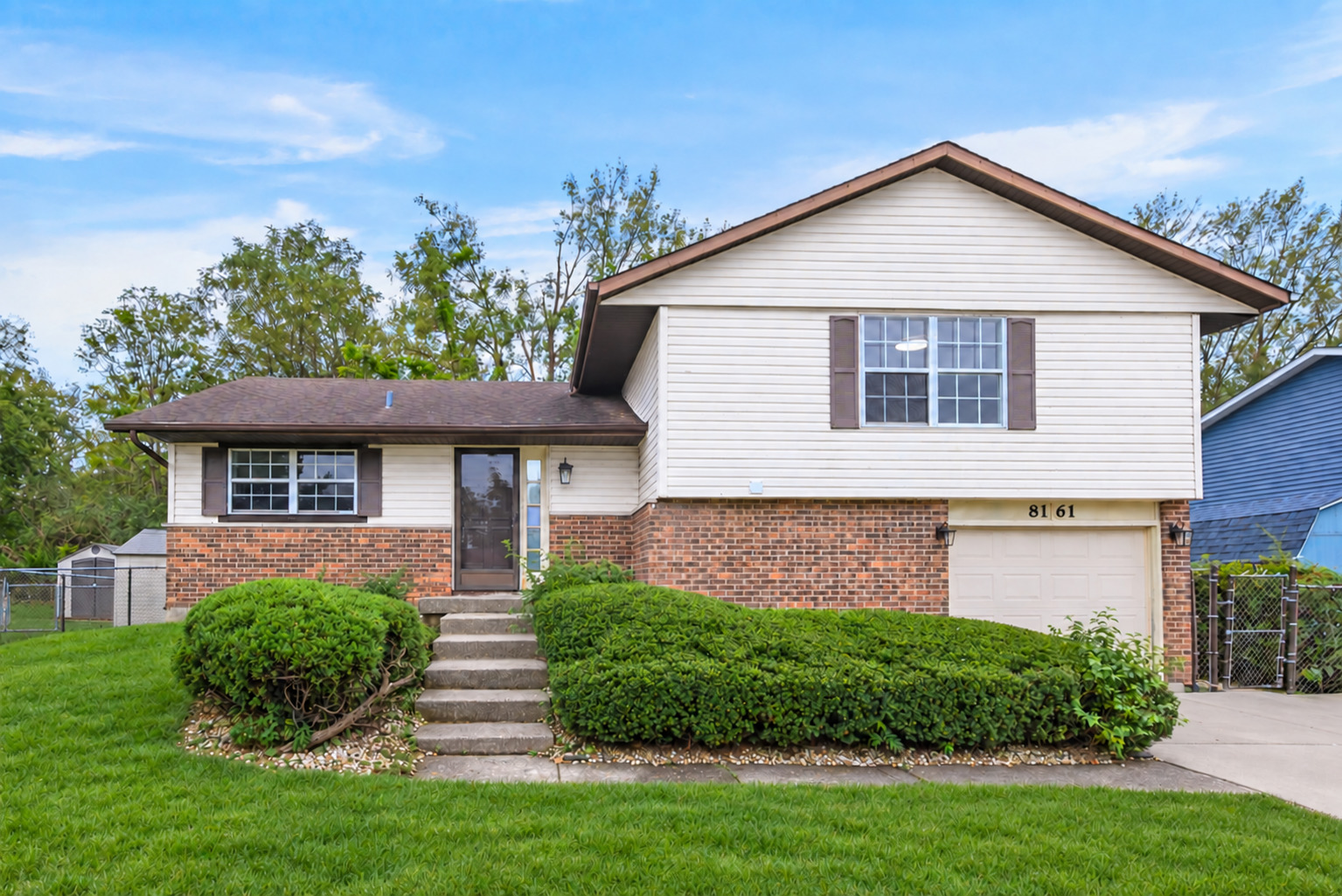 8161 W Orchard Drive Property Photo 1