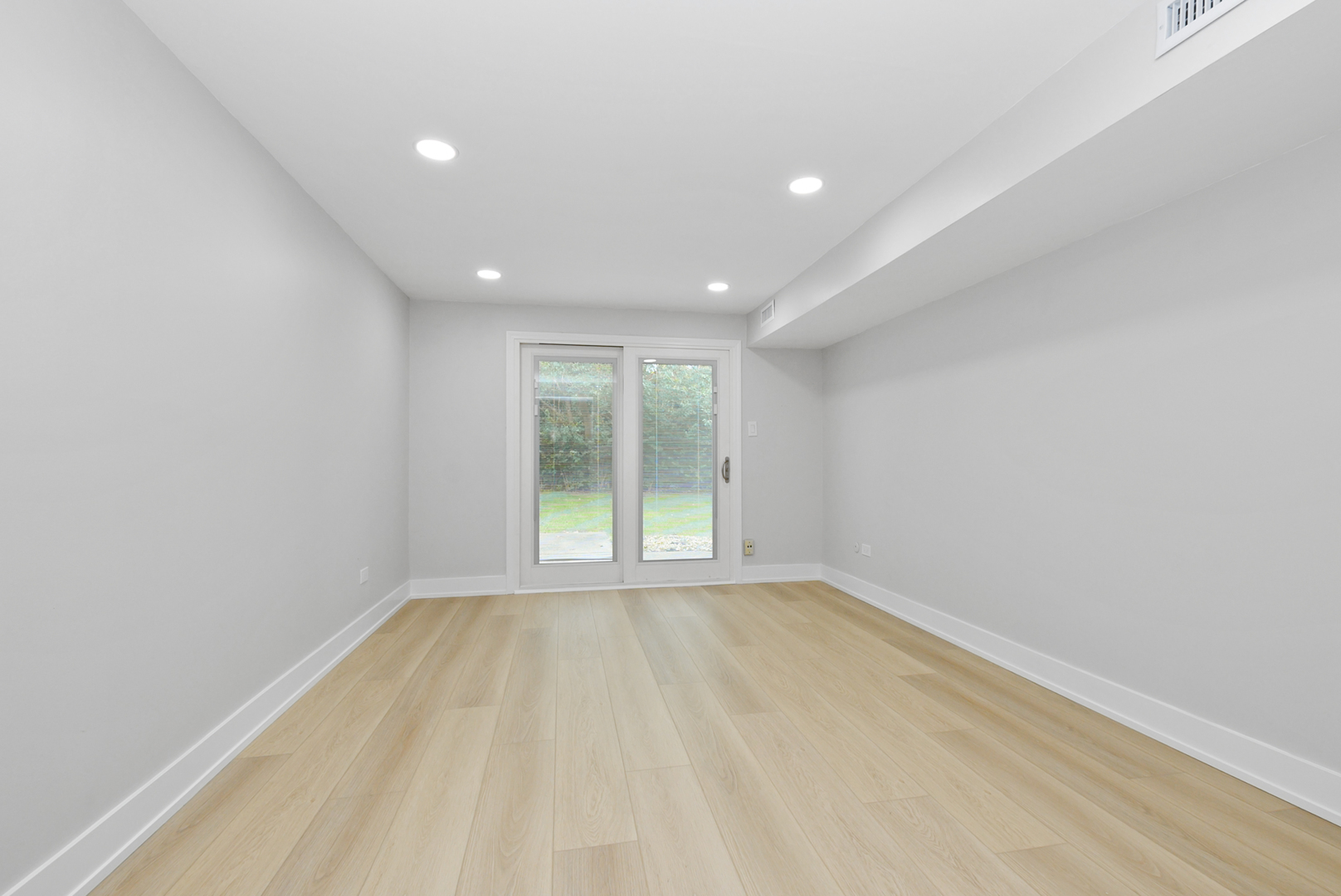 8161 W Orchard Drive Property Photo 17