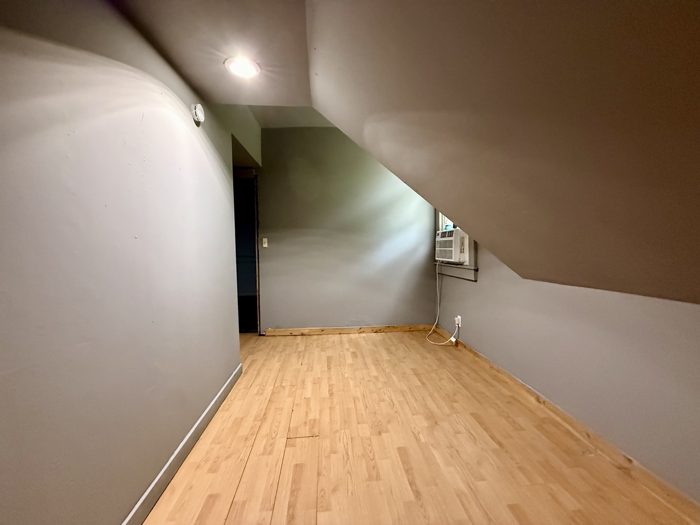 504 S East Street Property Photo 11