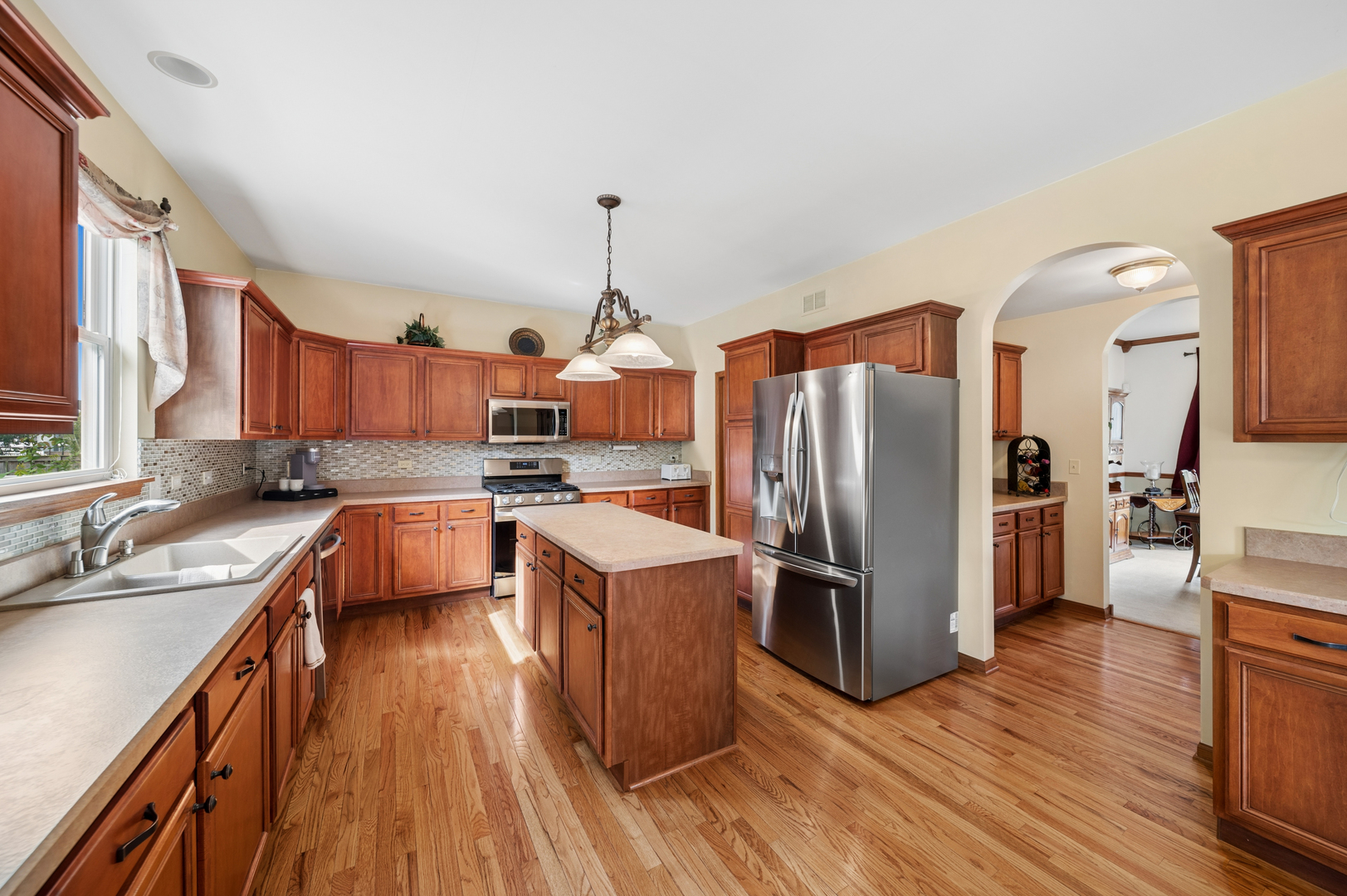 1943 Flagstone Lane Property Photo 3