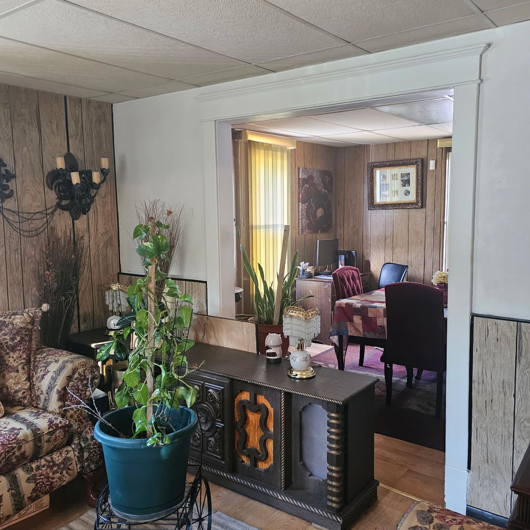 610 Oakley Avenue Property Photo 5